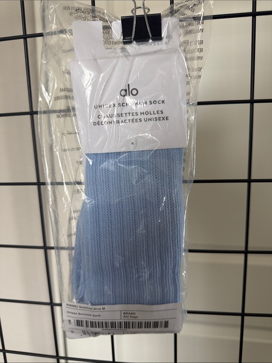 ALO Yoga Other - ALO Yoga Seaside Blue Unisex Scrunch Sock